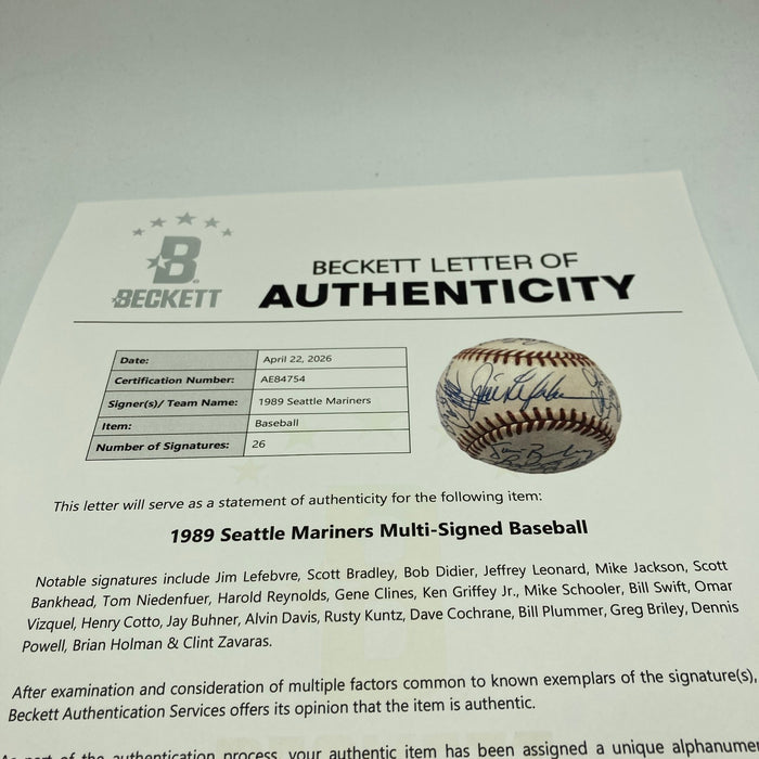 Ken Griffey Jr. Rookie 1989 Seattle Mariners Team Signed Baseball PSA & Beckett