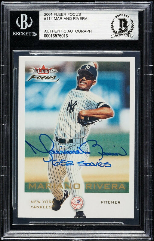 Mariano Rivera "652 Saves" Signed 2001 Fleer Focus Baseball Card BGS Beckett