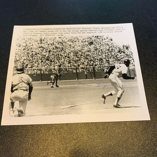1970 Willie Mays 3,000th Hit Signed Original Wire Photo With COA