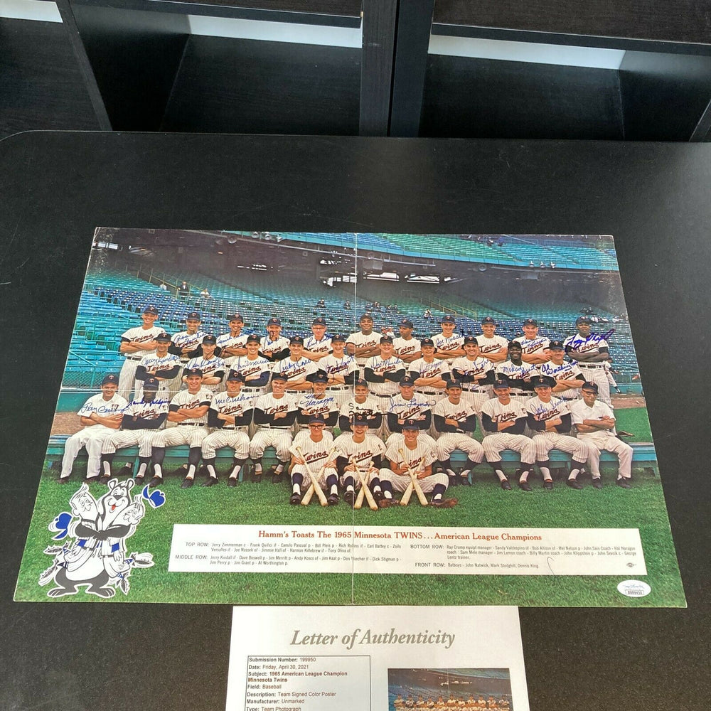 1975 Minnesota Twins AL Champs Team Signed 16x20 Photo Harmon Killebrew JSA COA