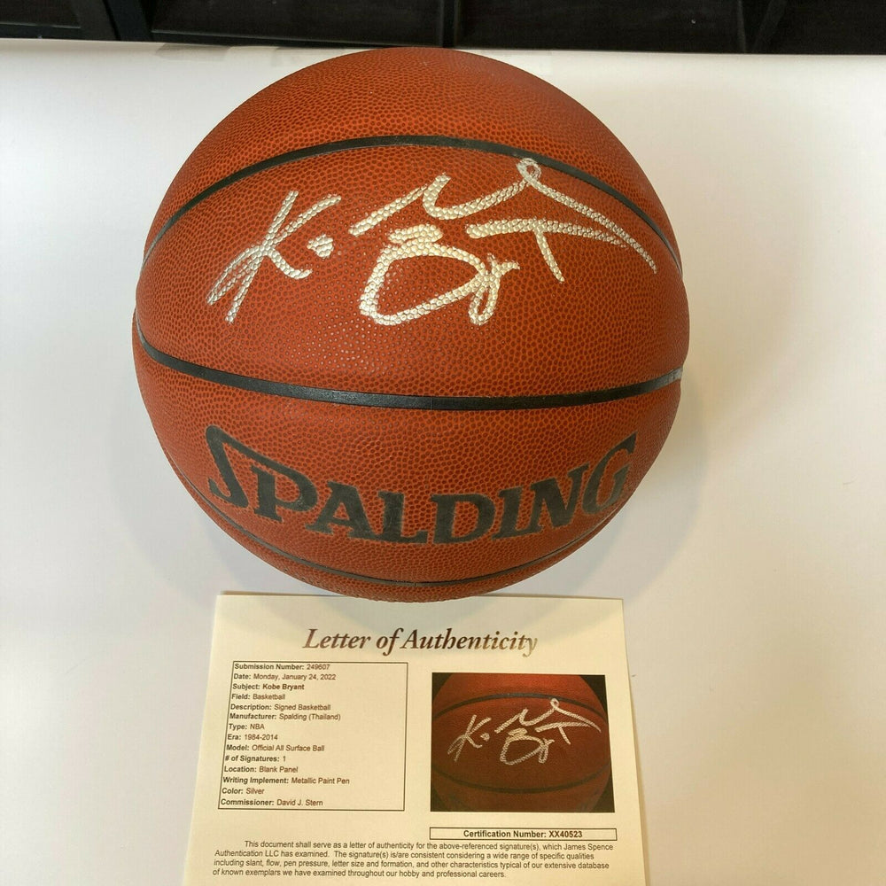 Beautiful Kobe Bryant Signed Spalding NBA Basketball Bold Mint Auto JSA COA
