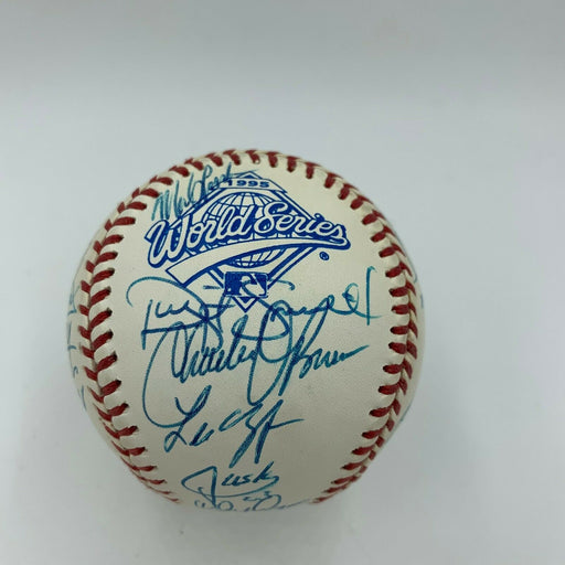 Beautiful 1995 Atlanta Braves WS Champs Team Signed World Series Baseball JSA