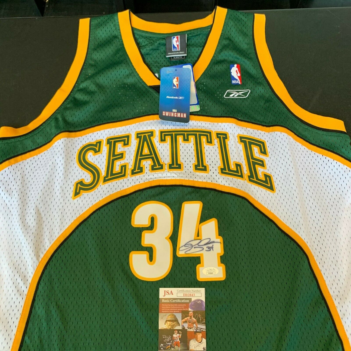 Autographed Seattle Sonics Ray Allen Jersey (Kids Medium) — Mercer