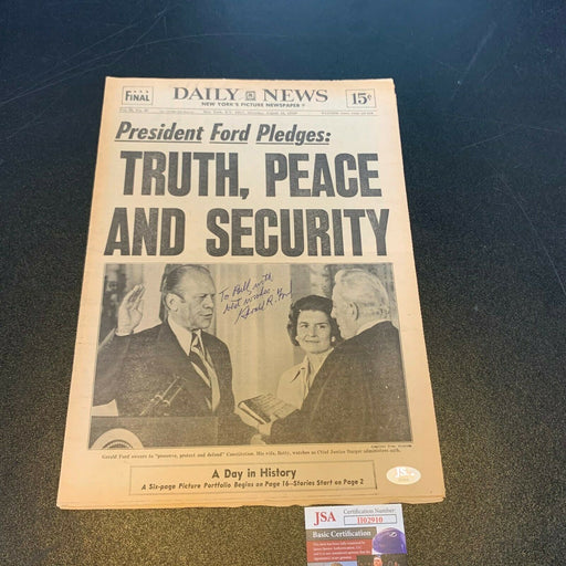 President Gerald Ford Signed Original 1974 Daily News Newspaper With JSA COA