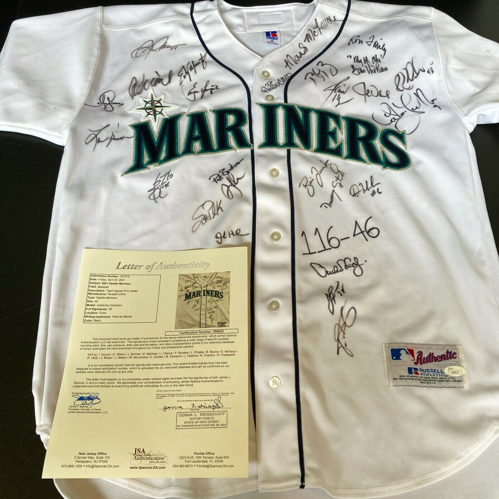 2001 Seattle Mariners 116-46 Season Team Signed Jersey Ichiro Suzuki J —  Showpieces Sports