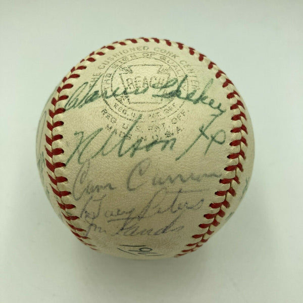 Nellie Fox 1961 Chicago White Sox Team Signed Official American League Baseball