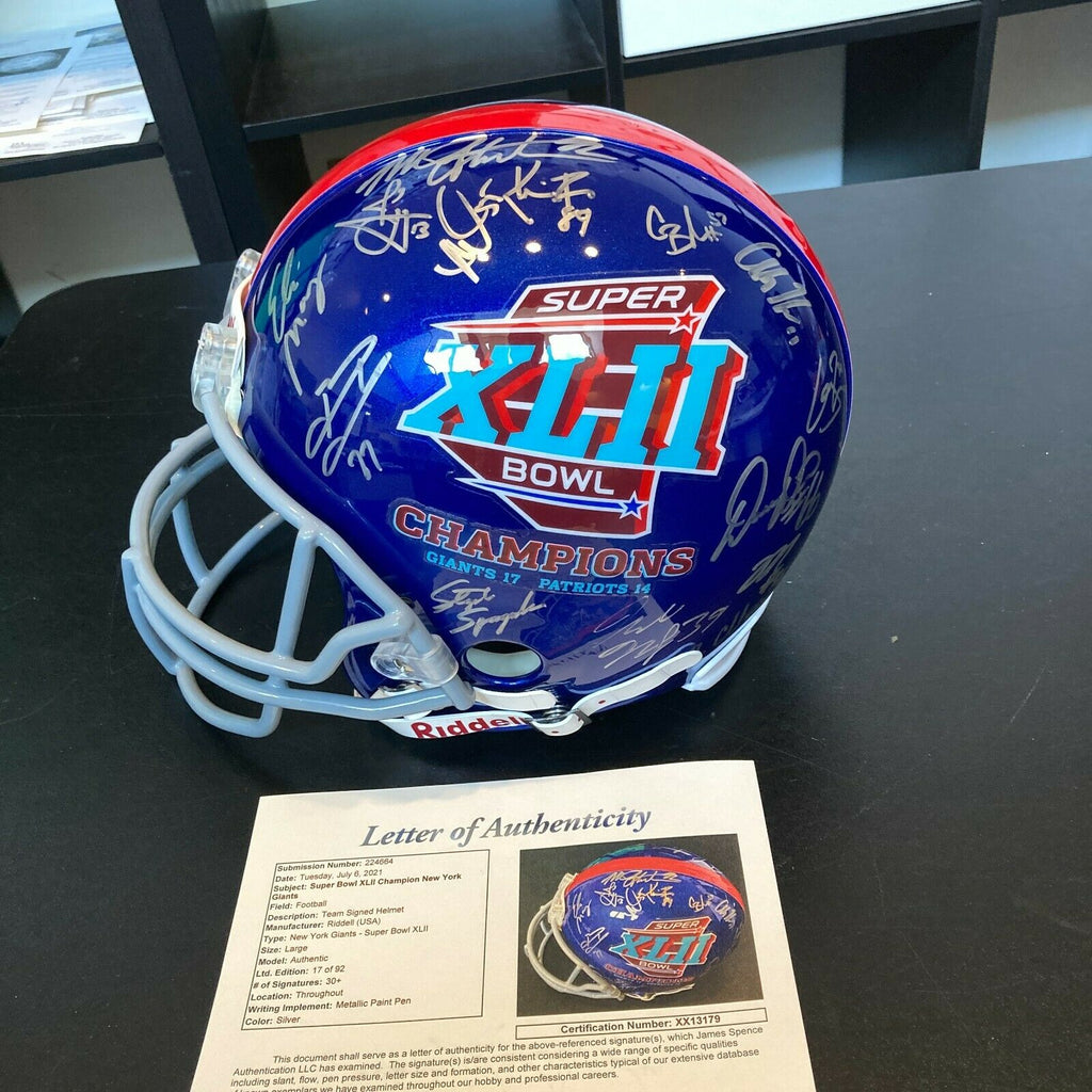 2007 New York Giants Team Signed Helmet - Super Bowl XLII, Lot #42262