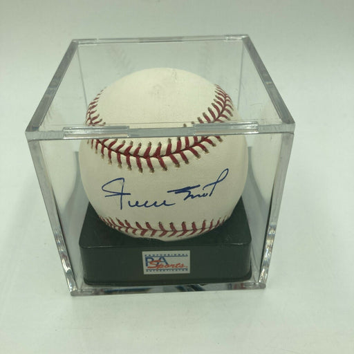 Willie Mays Signed Major League Baseball PSA DNA Graded MINT+ 9.5
