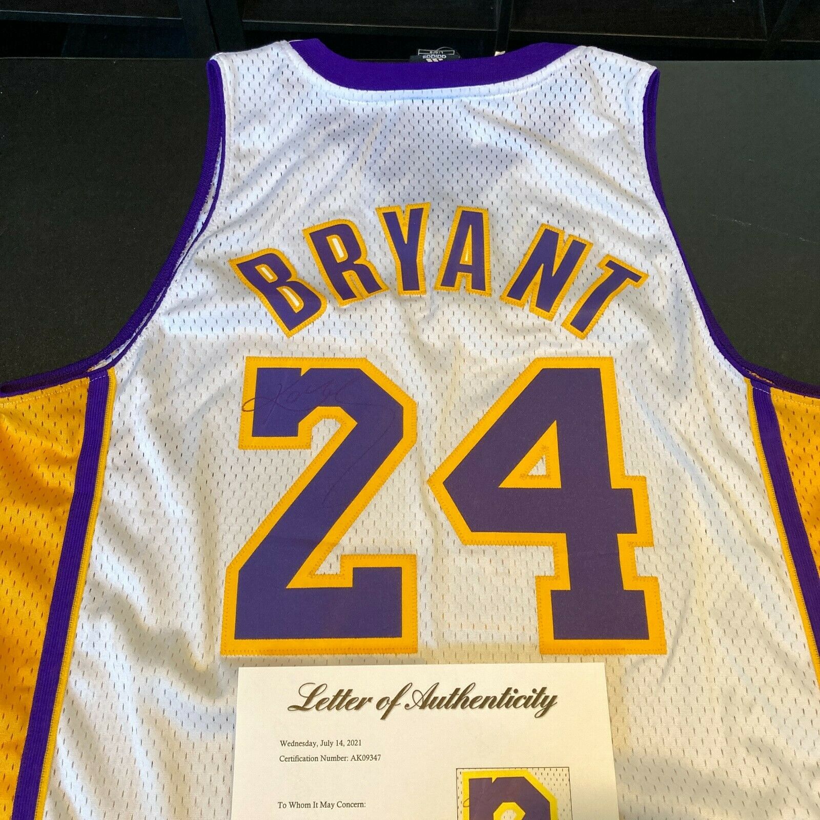 authentic kobe bryant jersey signed