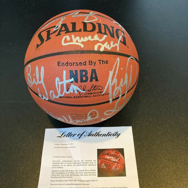 Oscar Robertson Bill Walton Chuck Daly Hall Of Fame Multi Signed Basketball PSA