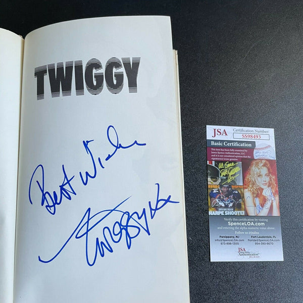 Twiggy Dame Lesley Lawson Signed Autographed Book With JSA COA