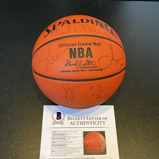 1990-1991 Los Angeles Lakers Team Signed Basketball Magic Johnson Beckett COA