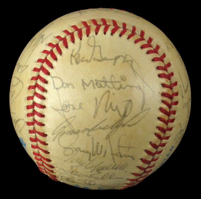 Don Mattingly Rookie 1984 New York Yankees Team Signed Baseball JSA COA
