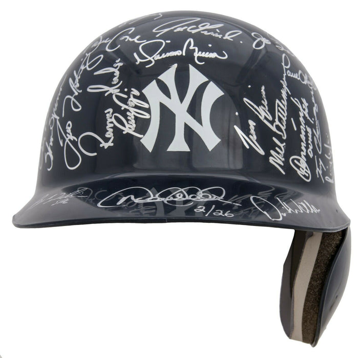 2000 New York Yankees World Series Champs Team Signed Helmet Derek Jeter Beckett