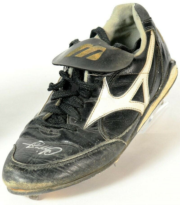 Chipper Jones Game Used Signed Autographed Cleat PSA/DNA COA Atlanta Braves