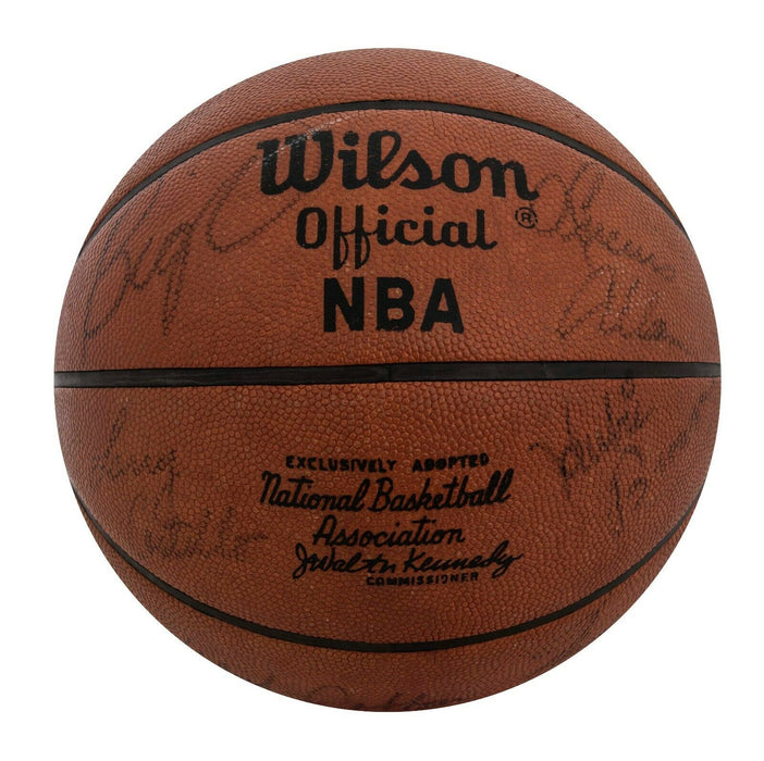 1973-74 Milwaukee Bucks Team Signed NBA Basketball Kareem Abdul Jabbar JSA COA
