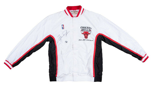 Michael Jordan Signed 1993 NBA Champions Chicago Bulls Warm Up Jacket UDA COA