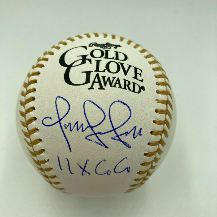 Omar Vizquel 11x Gold Glove Signed Official Gold Glove Baseball Beckett COA