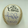 Omar Vizquel 11x Gold Glove Signed Official Gold Glove Baseball Beckett COA
