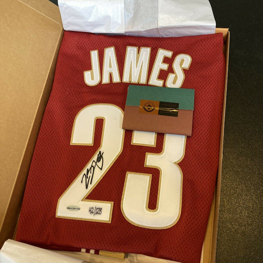 Lebron James 2004 Rookie Of The Year Signed Cleveland Cavaliers Jersey UDA COA