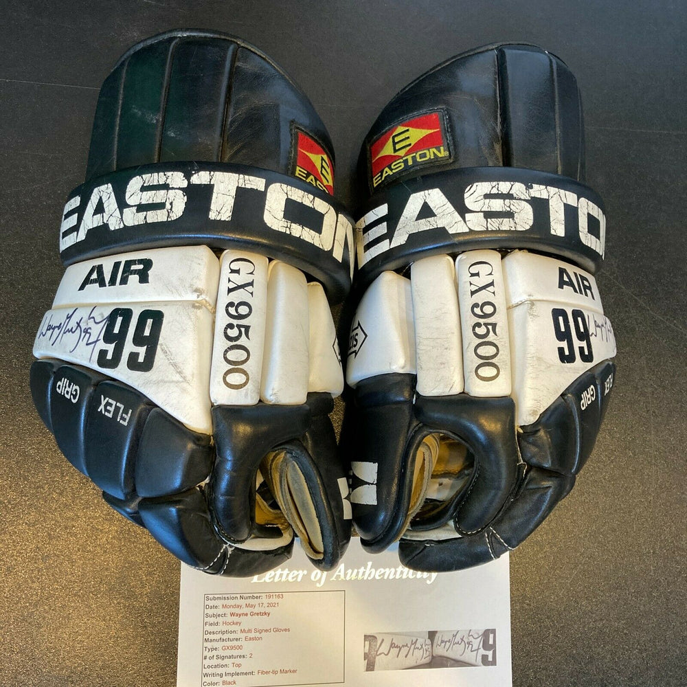 Wayne Gretzky Dual Signed Game Used Easton Hockey Gloves JSA & Grey Fl — Showpieces Sports