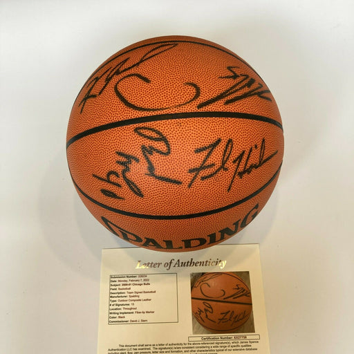 2000-01 Chicago Bulls Team Signed Official NBA Basketball With JSA COA