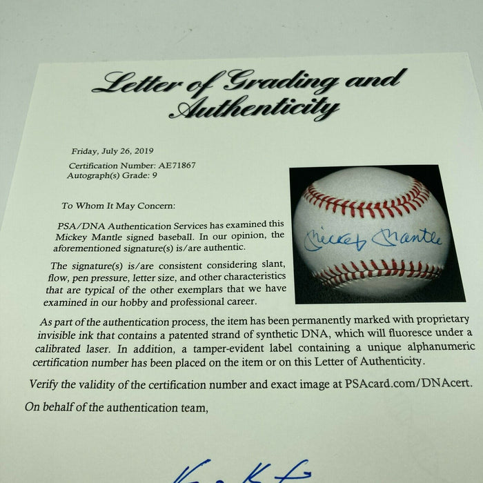 Beautiful Mickey Mantle Signed American League Baseball PSA DNA Graded MINT 9