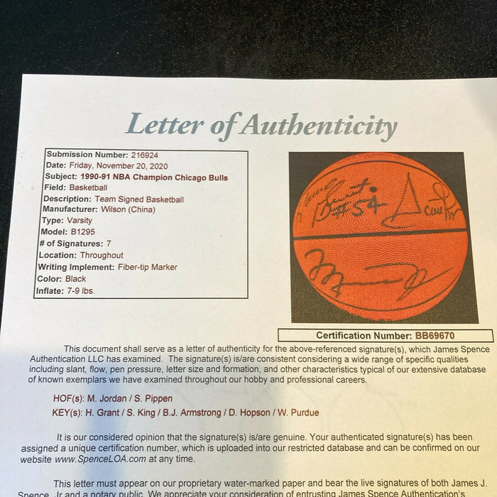 1990-91 Chicago Bulls NBA Champs Team Signed Basketball Michael Jordan UDA & JSA