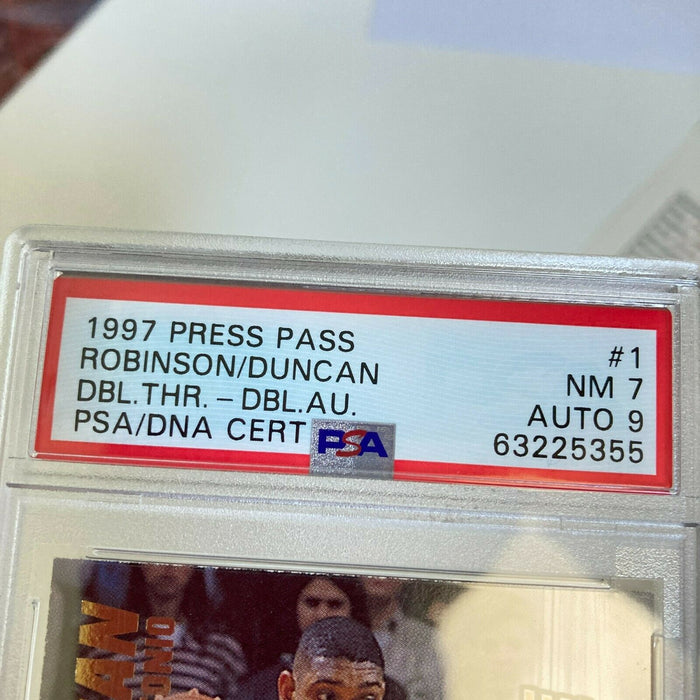 1997 Press Pass Double Threat Tim Duncan David Robinson ROOKIE AUTO 71/100 PSA