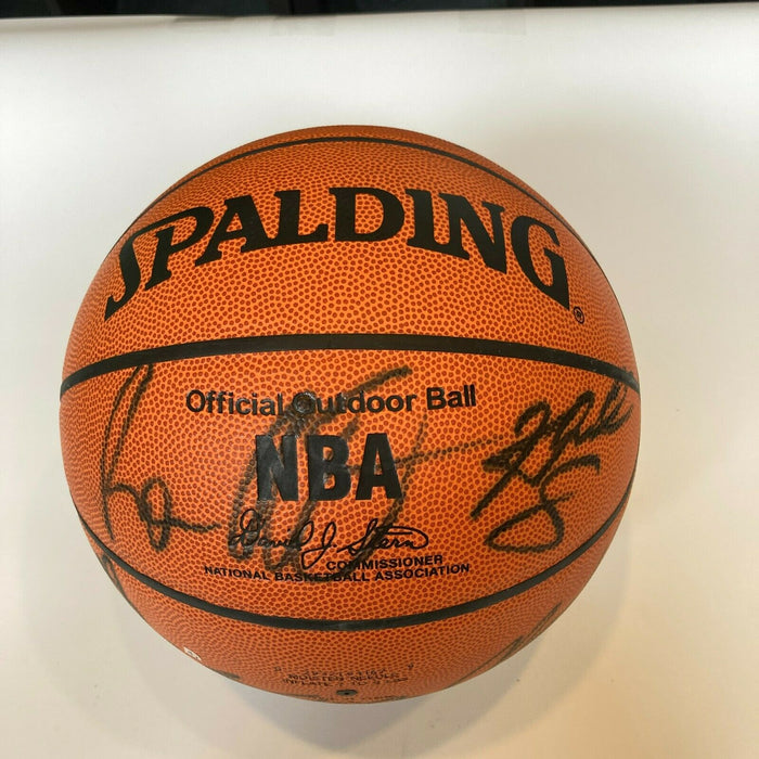 2000-01 Chicago Bulls Team Signed Official NBA Basketball With JSA COA