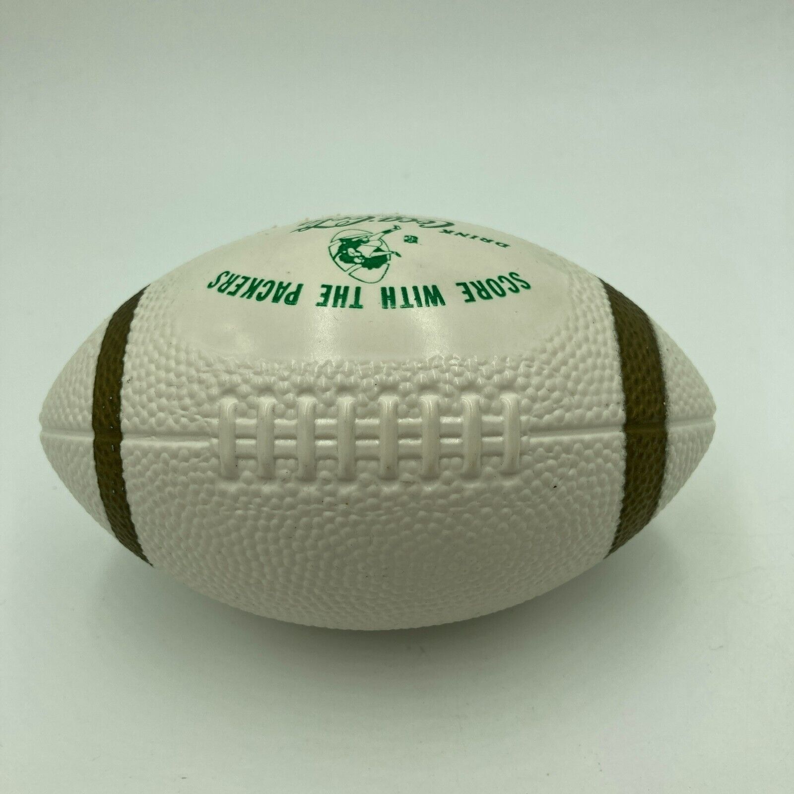 Lot Detail - Super Bowl Champion 1966 Green Bay Packers Stunning  Team-Signed Football w/ Vince Lombardi! (PSA/DNA)