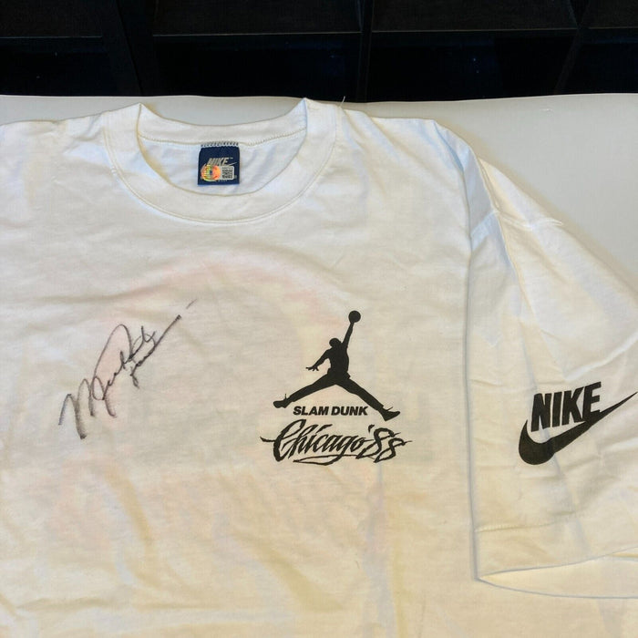 Michael Jordan Signed 1988 Slam Dunk Contest Nike T-shirt Beckett COA