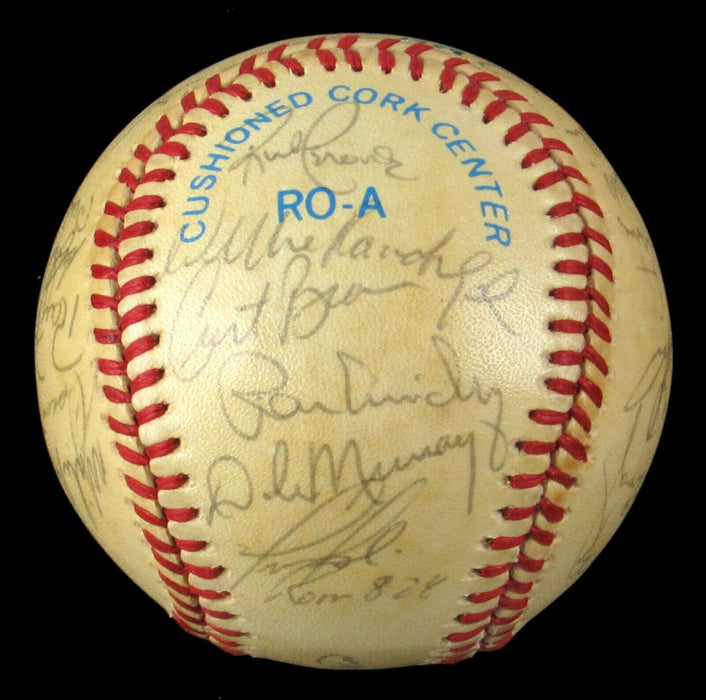 Don Mattingly Rookie 1984 New York Yankees Team Signed Baseball JSA COA