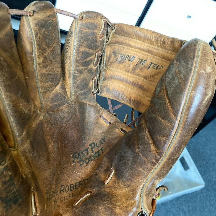 Robin Roberts Signed 1950's Game Model Baseball Glove With JSA COA