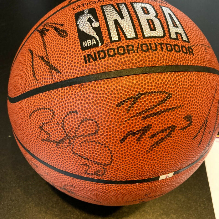 Kevin Garnett Signed Basketball - Spalding Indoor Outdoor BECKETT BAS