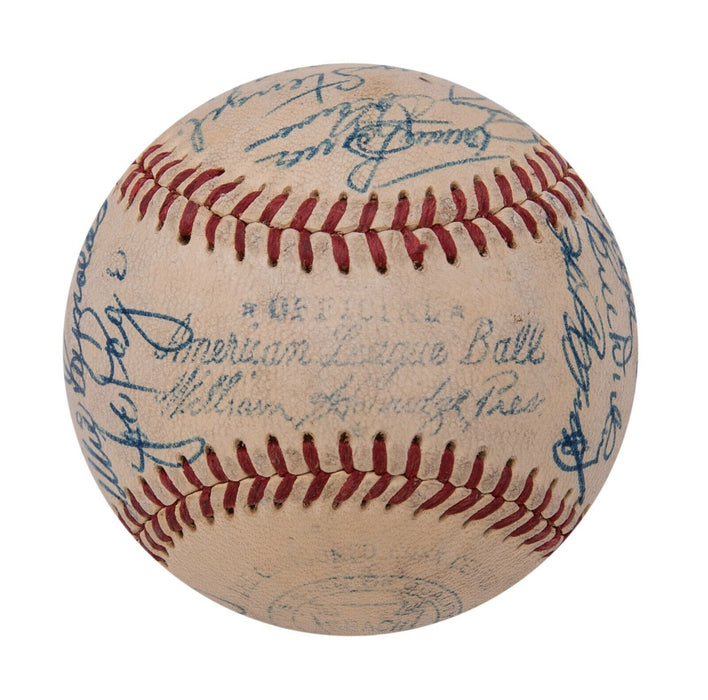 Stunning 1950 New York Yankees World Series Champs Team Signed Baseball Beckett