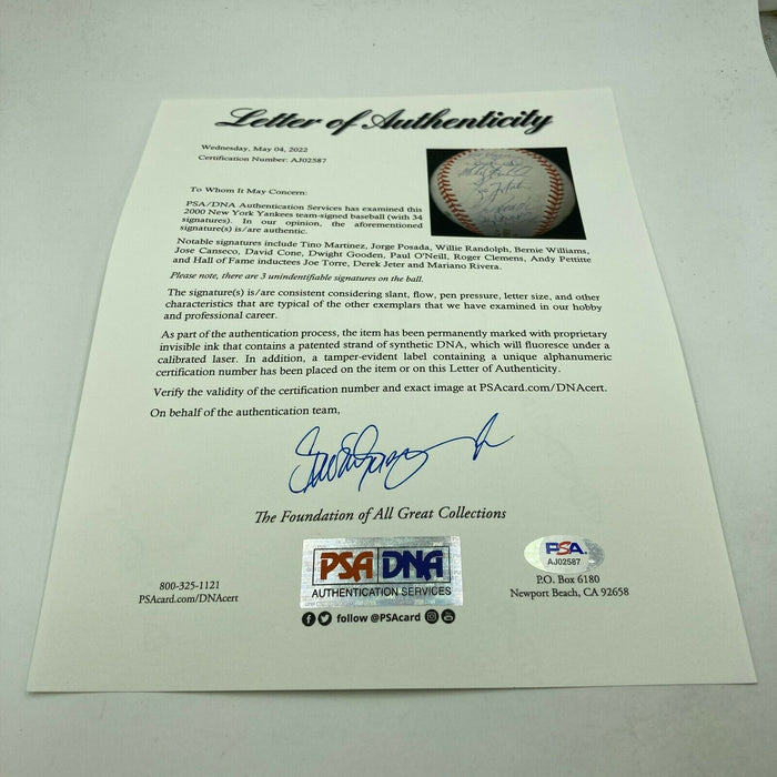 2000 New York Yankees World Series Champs Team Signed Baseball Derek Jeter PSA