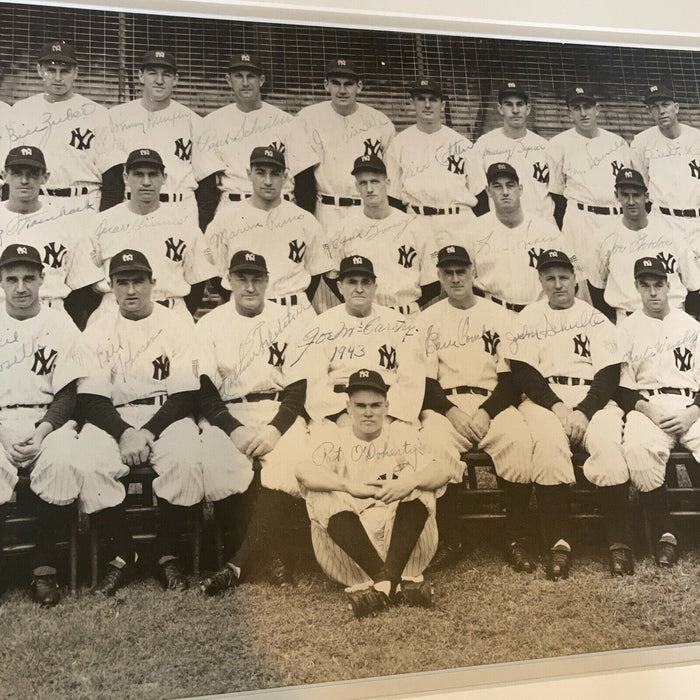 1943 New York Yankees World Series Champs Team Signed Photo Joe Dimaggio JSA COA