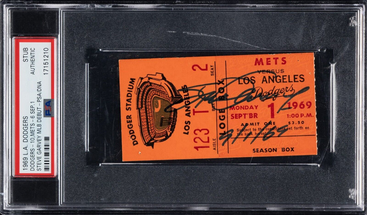 Up To 25% Off on Steve Garvey Signed Los Angel