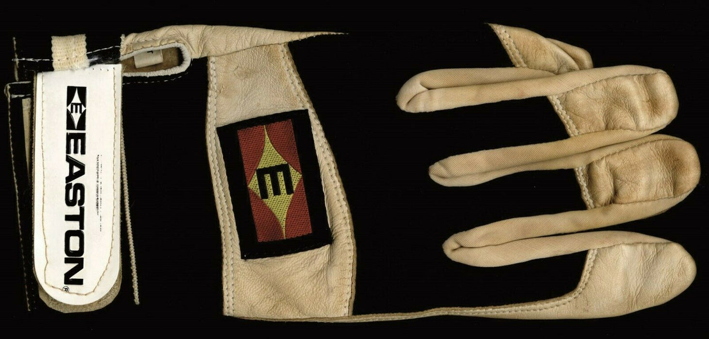 Willie Mays Signed Game Used Batting Glove With PSA DNA COA & Bob Engel LOP