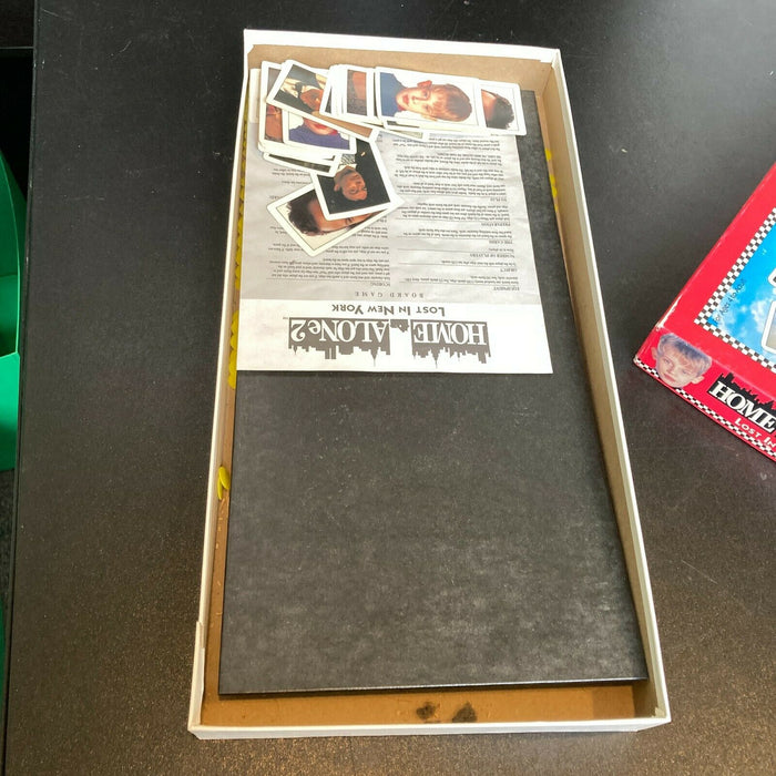 Macaulay Culkin Signed Autographed Original Home Alone 2 Board Game With JSA COA