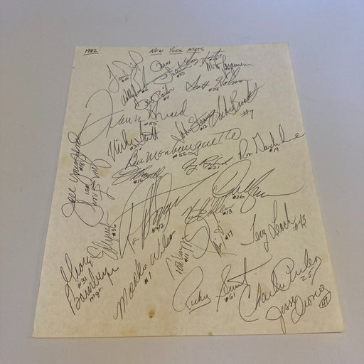 1982 New York Mets Team Signed Autographed Sheet