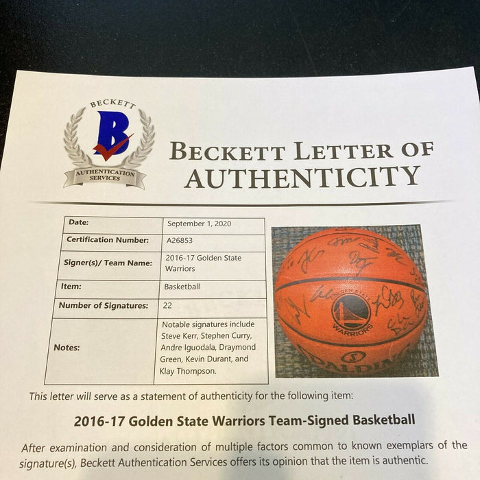 2016-17 Golden State Warriors NBA Champs Team Signed Game Basketball Beckett COA