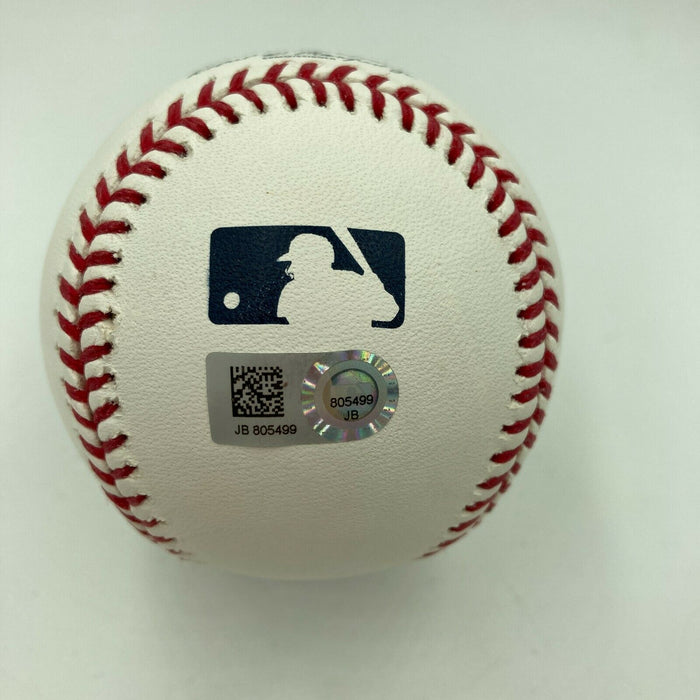 Stunning Derek Jeter Signed Official Major League Baseball MLB Authentic Holo