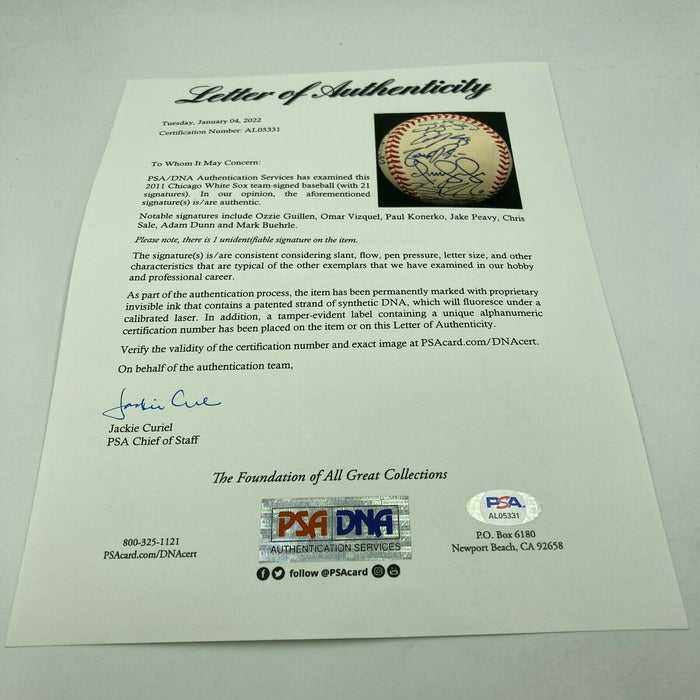 Mark Buehrle 2011 Chicago White Sox Team Signed Major League Baseball PSA DNA