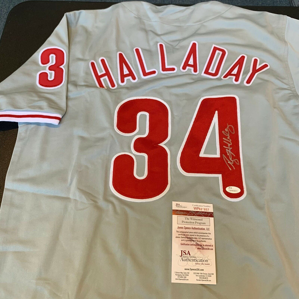 Roy Halladay Signed Autographed Philadelphia Phillies Baseball Jersey –  Sterling Autographs