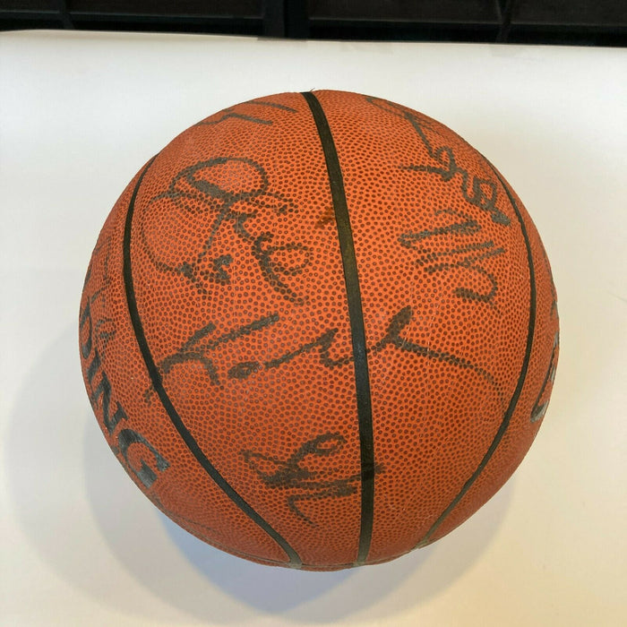 Kobe Bryant Shaq 1998-99 Los Angeles Lakers Team Signed NBA Basketball Beckett