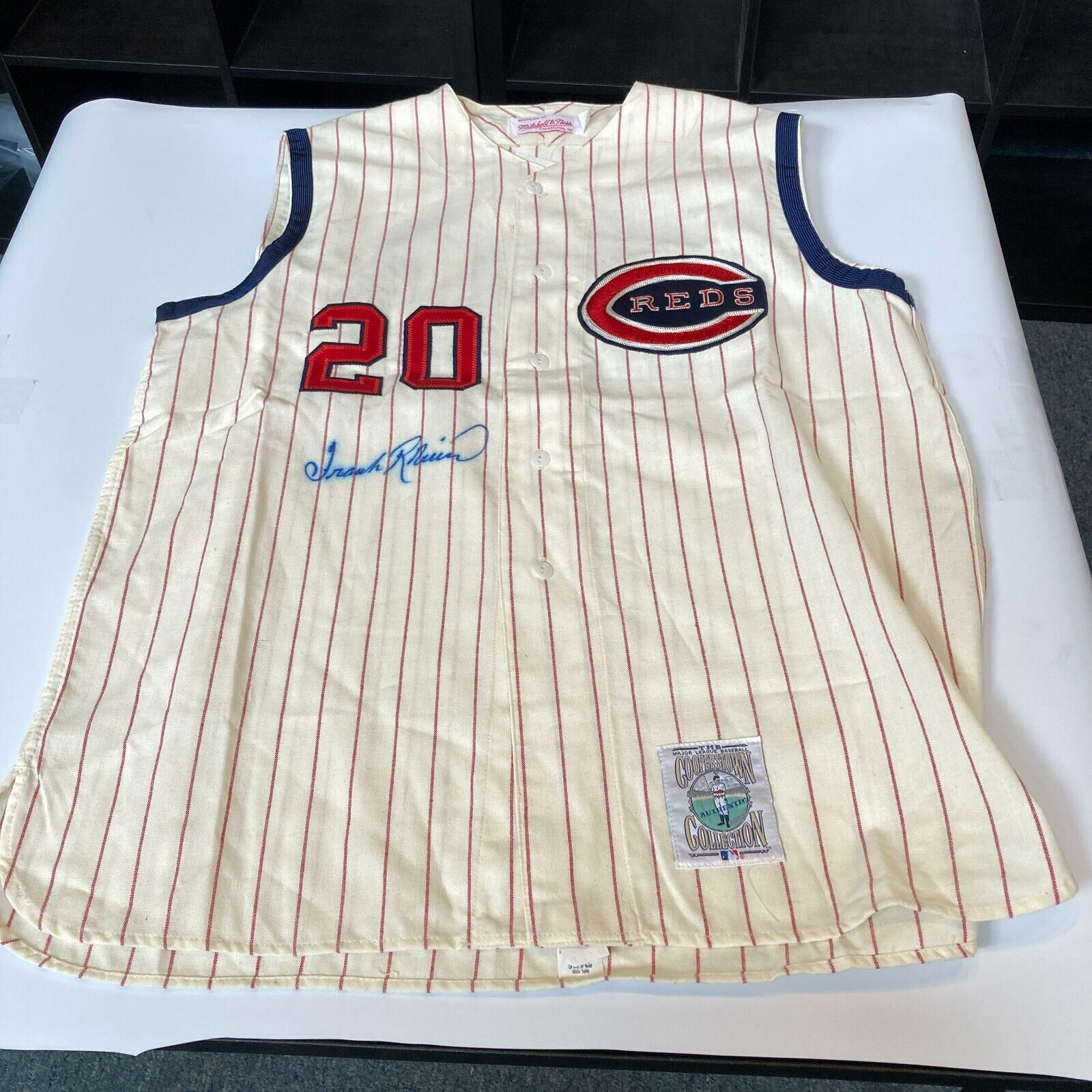 Frank Robinson Signed Cincinnati Reds Mitchell & Ness Jersey With