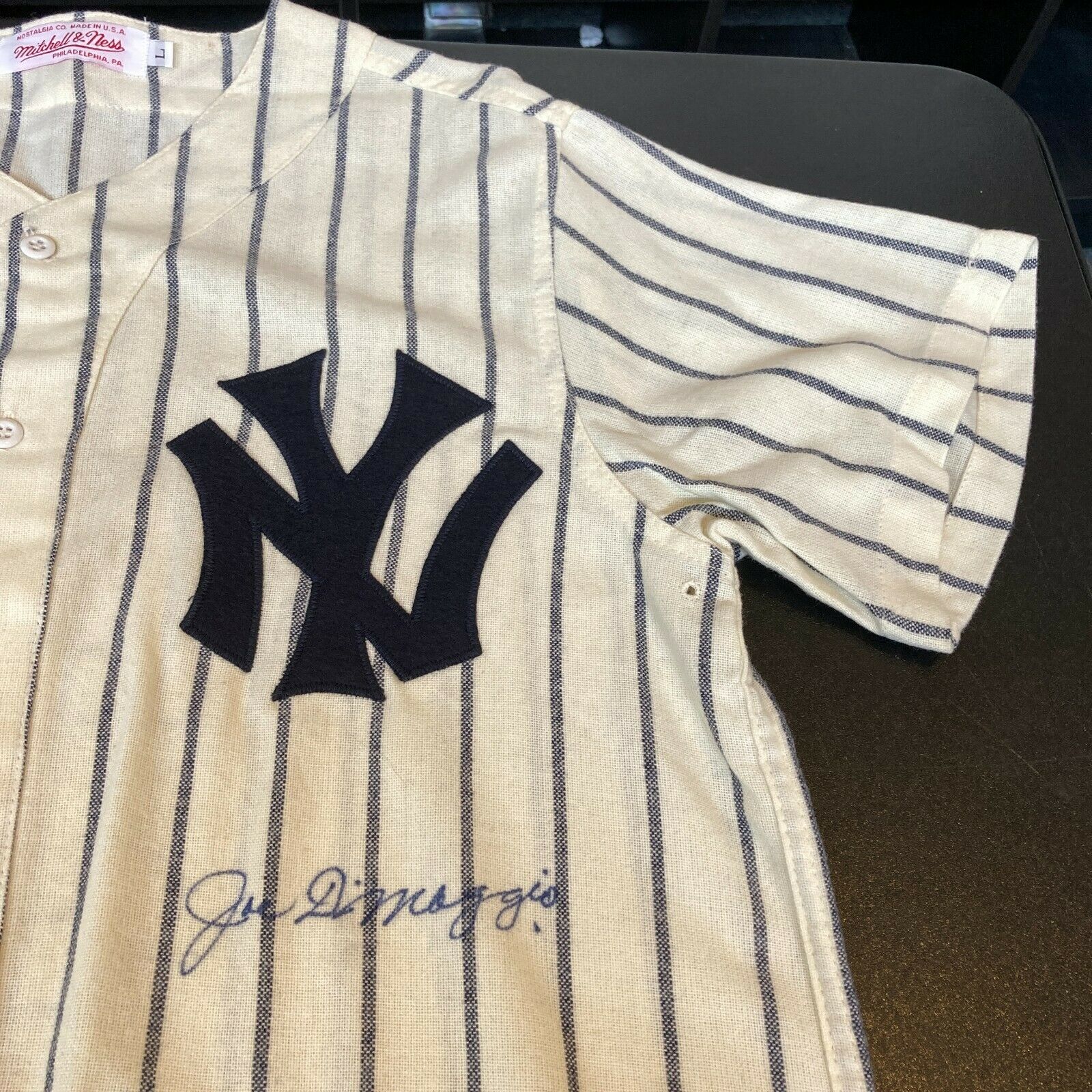 Joe Dimaggio Signed 1941 New York Yankees Game Model Jersey With