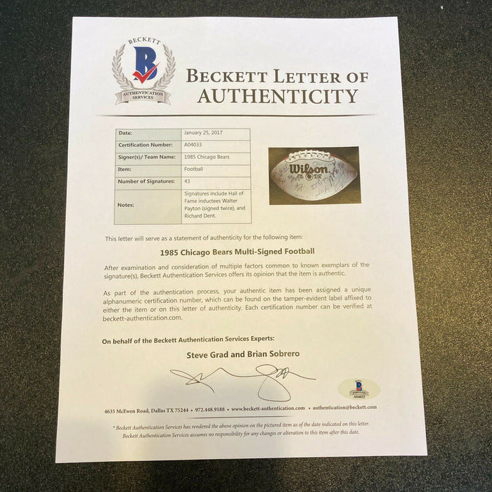 1985 Super Bowl Champs Chicago Bears Team Signed Football Walter Payton Beckett